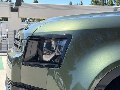 New 2026 Land Rover Defender 110 S AWD/4WD image 12