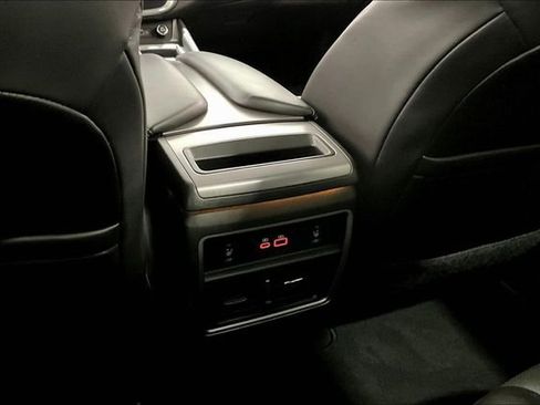 Used 2023 Nissan Murano SL image 10