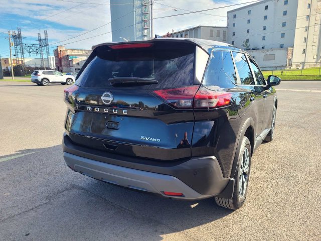 Used 2023 Nissan Rogue SV AWD/4WD image 8