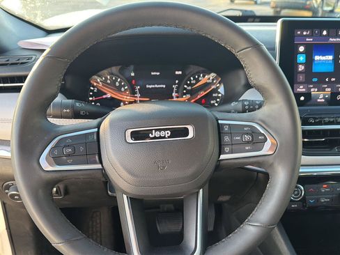 Used 2024 Jeep Compass Limited AWD/4WD image 19