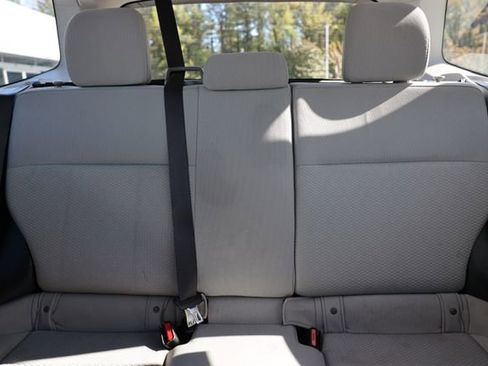 Used 2017 Subaru Forester 2.5i w/ Alloy Wheel Package image 41