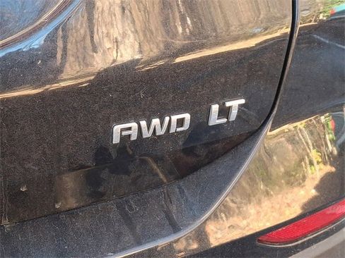 Used 2022 Chevrolet Equinox LT image 10