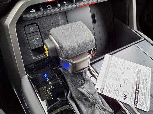 New 2026 Toyota Tundra Platinum AWD/4WD image 15