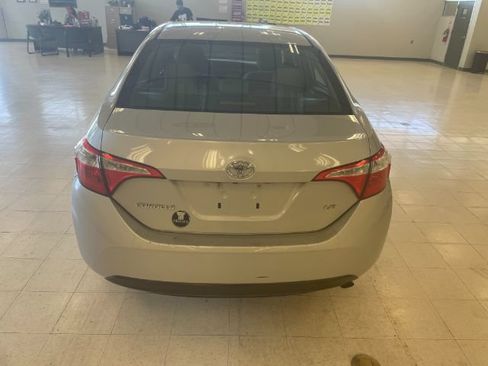 Used 2015 Toyota Corolla LE FWD image 7