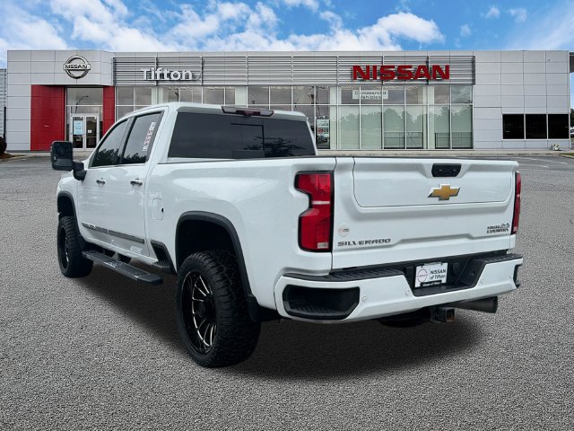 Used 2024 Chevrolet Silverado 2500 High Country w/ High Country Premium Package AWD/4WD image 5