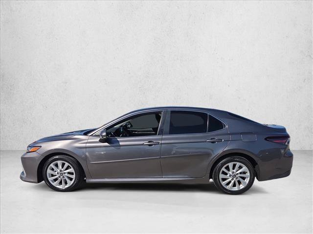 Used 2024 Toyota Camry LE FWD image 9