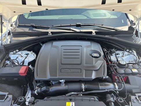 New 2026 Land Rover Range Rover Velar Dynamic SE image 23