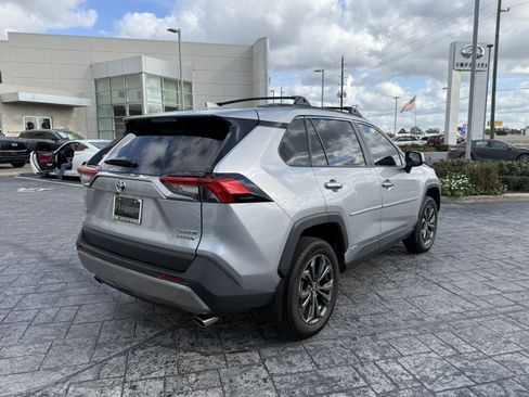 Used 2024 Toyota RAV4 Limited image 7