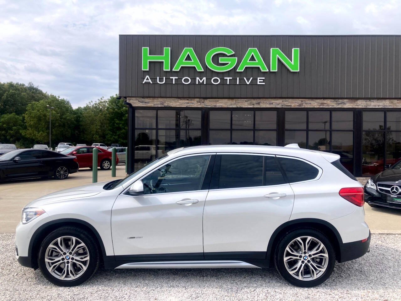 Used 2016 BMW X1 xDrive28i AWD/4WD image 1