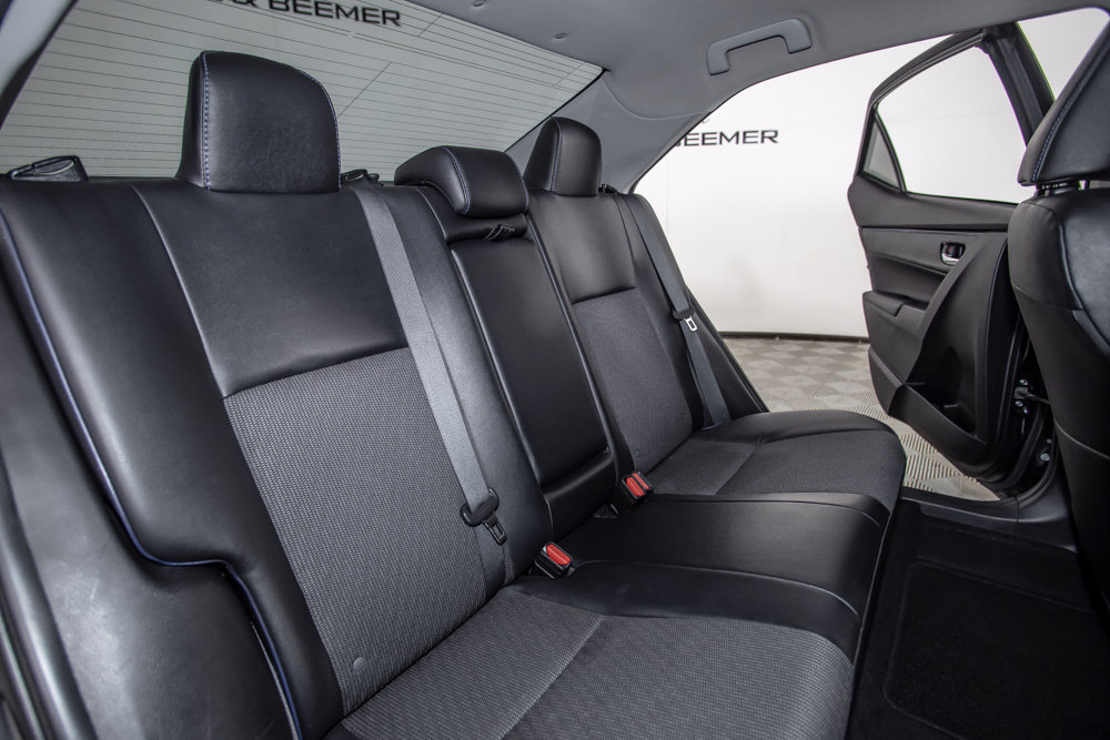 Used 2017 Toyota Corolla SE w/ Carpet Mat Package (TMS) FWD image 15
