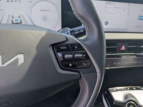 Certified 2024 Kia EV6 GT-Line AWD/4WD image 31