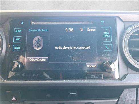 Used 2017 Toyota Tacoma TRD Sport w/ Tow Package image 12