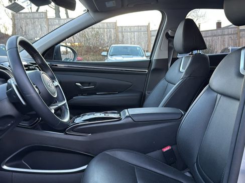 Used 2023 Hyundai Tucson Limited image 12