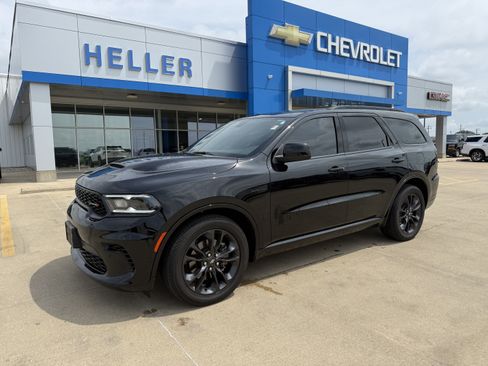 Used 2023 Dodge Durango R/T w/ Blacktop Package AWD/4WD image 3
