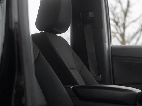 Used 2024 Chevrolet Colorado Trail Boss w/ Technology Package image 39