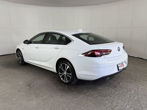 Used 2019 Buick Regal Preferred w/ Driver Confidence Package I image 5