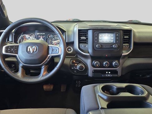 Used 2024 RAM 1500 Big Horn AWD/4WD image 9