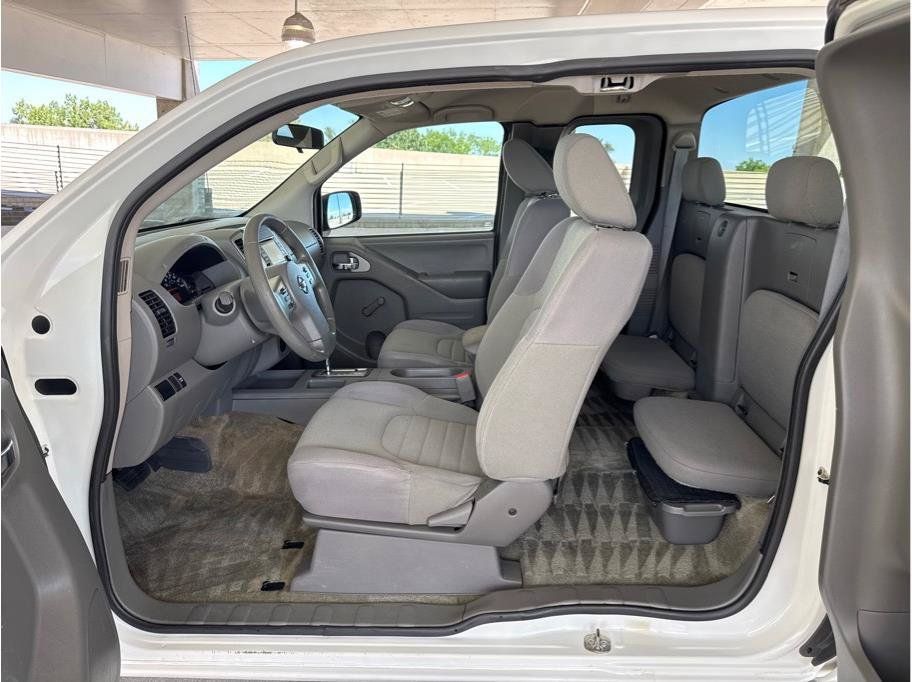 Used 2017 Nissan Frontier S RWD image 10