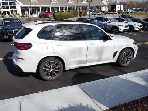 New 2026 BMW X5 M60i w/ Executive Package image 13