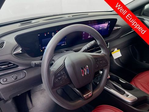 Used 2024 Buick Envista Preferred w/ Convenience II Package FWD image 9