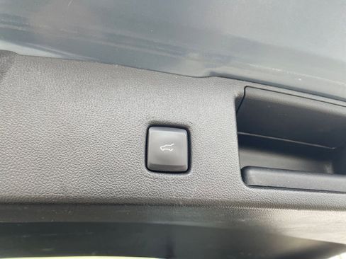 Used 2023 Ford Escape ST-Line image 23