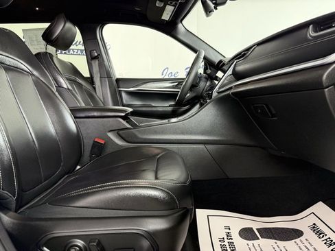 Used 2024 Jeep Grand Cherokee L Limited w/ Luxury Tech Group II image 20