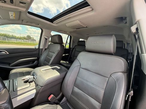 Used 2016 GMC Yukon Denali w/ Open Road Package AWD/4WD image 13