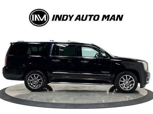 Used 2017 GMC Yukon XL Denali w/ Open Road Package image 3