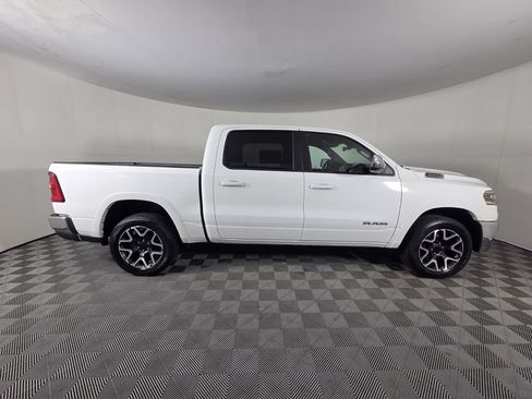 Used 2025 RAM 1500 Laramie AWD/4WD image 4