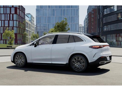 New 2026 Mercedes-Benz EQE 320 4MATIC SUV image 30