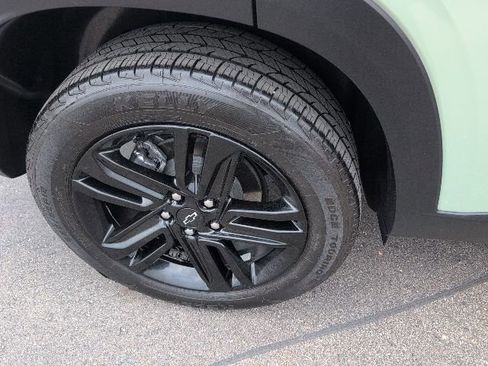 Used 2024 Chevrolet Trax ACTIV FWD image 13