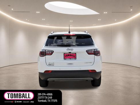 Used 2024 Jeep Compass Limited AWD/4WD image 6