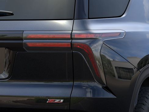 New 2027 Chevrolet Traverse Z71 w/ Driver Confidence Package AWD/4WD image 12