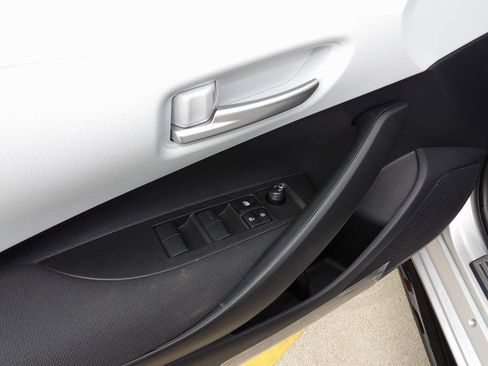 New 2026 Toyota Corolla SE image 12