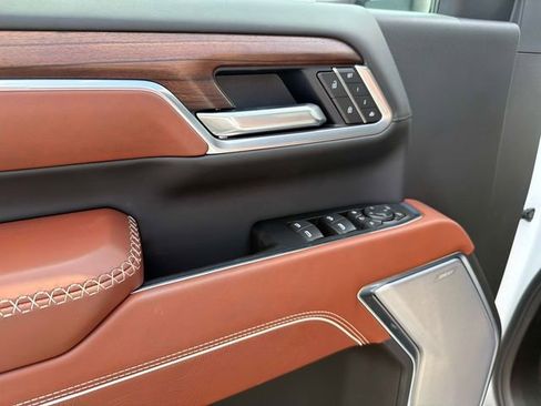 New 2026 GMC Sierra 2500 Denali Ultimate AWD/4WD image 18
