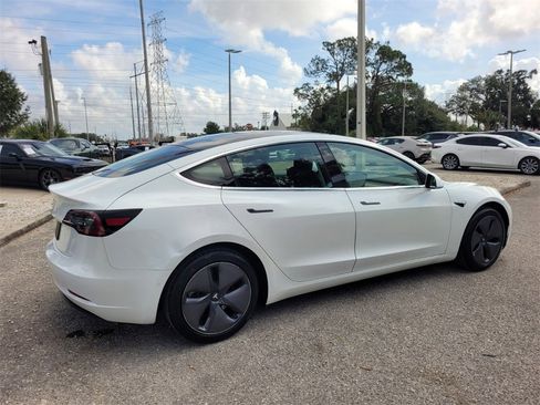 Used 2020 Tesla Model 3 Standard Range image 8