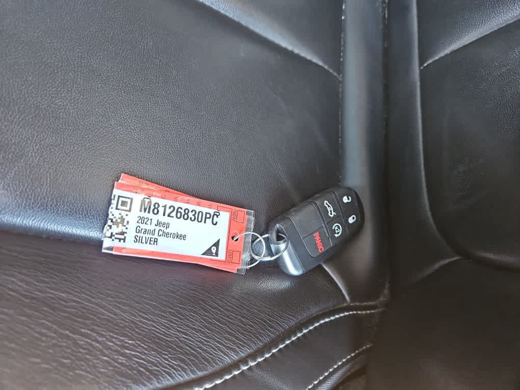 Used 2021 Jeep Grand Cherokee L Limited RWD image 20