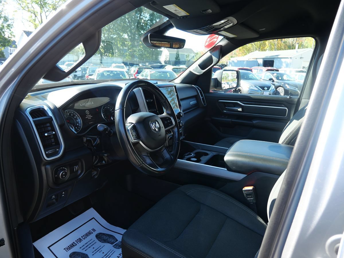 Used 2022 RAM 1500 Big Horn AWD/4WD image 9
