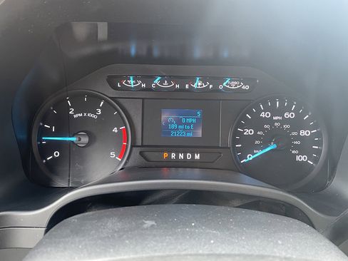 Used 2021 Ford F550 4x4 Regular Cab Super Duty image 27