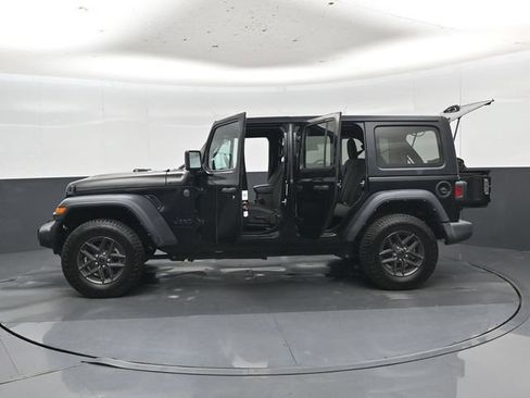 Used 2024 Jeep Wrangler Unlimited Sport AWD/4WD image 56