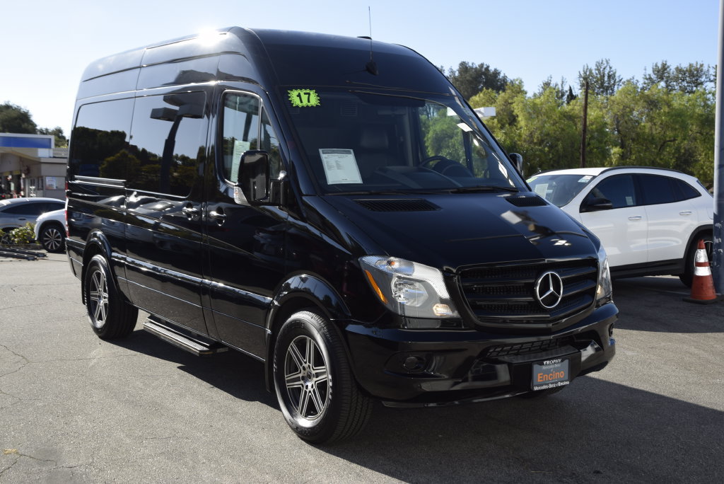 Used 2017 Mercedes-Benz Sprinter 2500 image 8