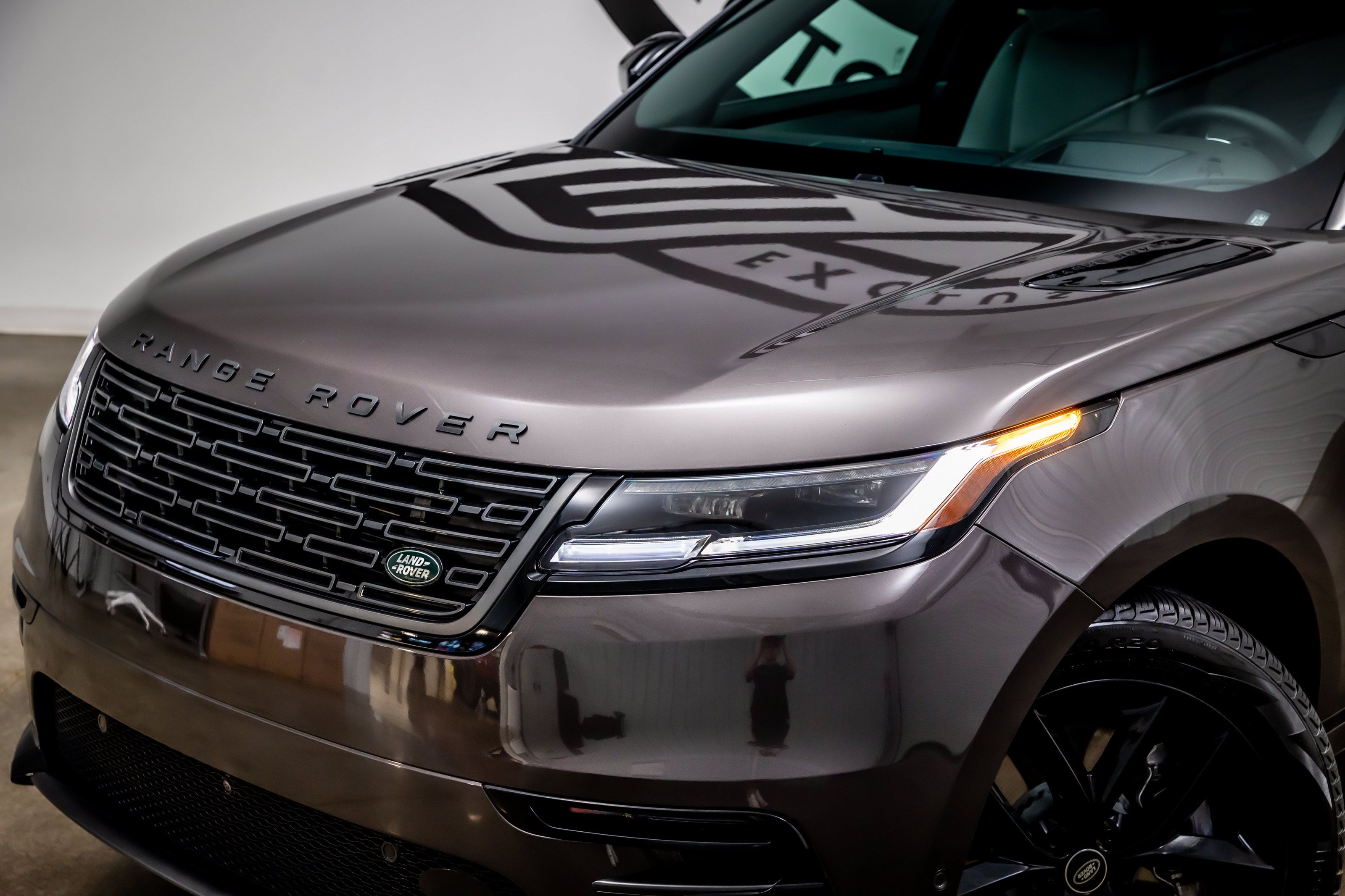 Used 2026 Land Rover Range Rover Velar Dynamic SE AWD/4WD image 19
