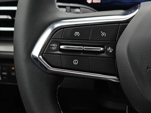 New 2026 Chevrolet Traverse LT w/ LPO, Floor Liner Package image 12