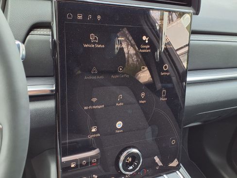 New 2026 GMC Terrain Elevation w/ Technology Package II FWD image 3