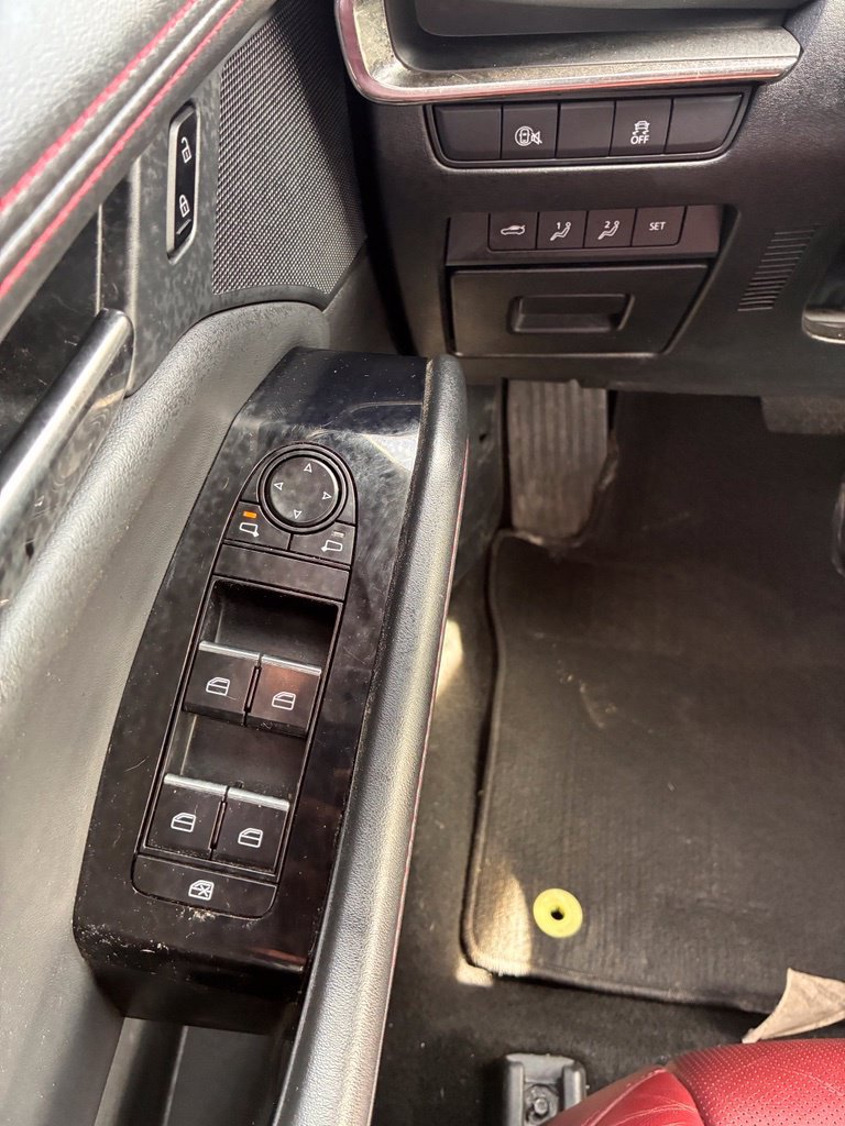 Used 2024 MAZDA MAZDA3 s AWD/4WD image 27