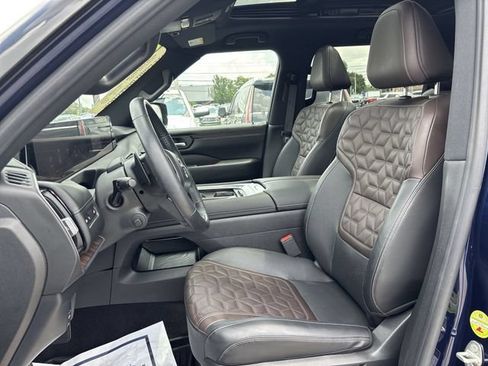 Certified 2025 Nissan Armada Platinum AWD/4WD image 11