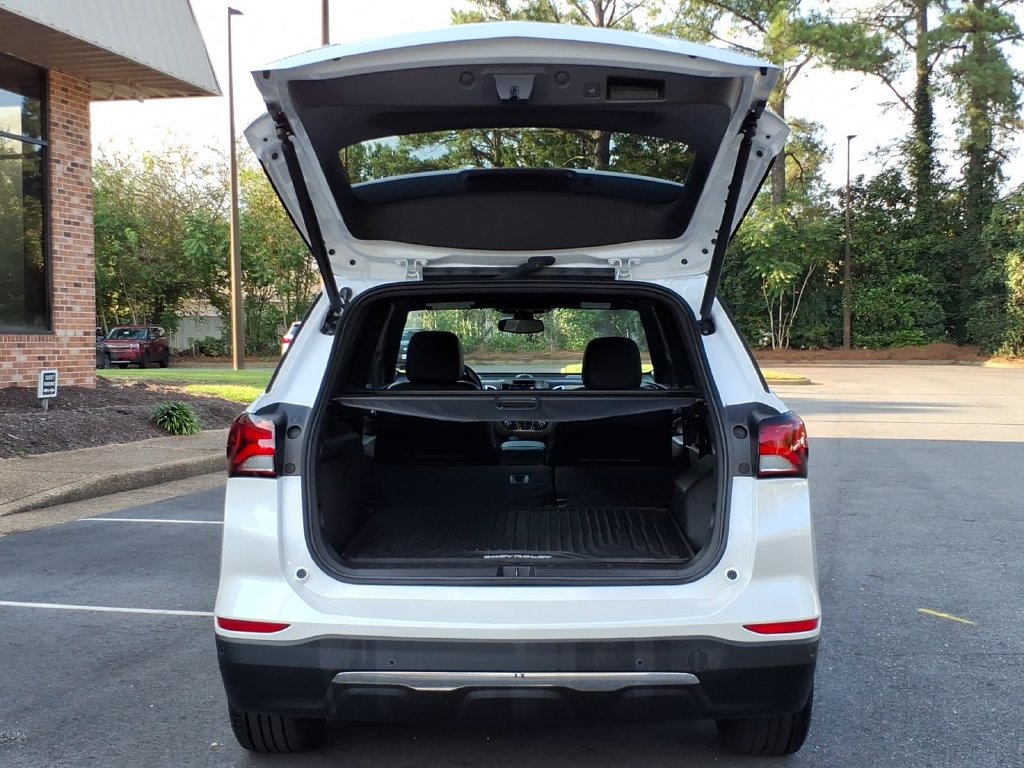 Used 2024 Chevrolet Equinox Premier AWD/4WD image 23