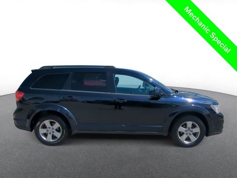 Used 2011 Dodge Journey Mainstreet FWD image 9