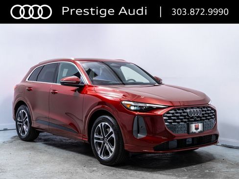 New 2025 Audi Q5 Prestige image 9
