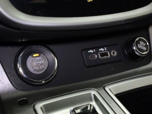 Used 2019 Nissan Murano SV image 24